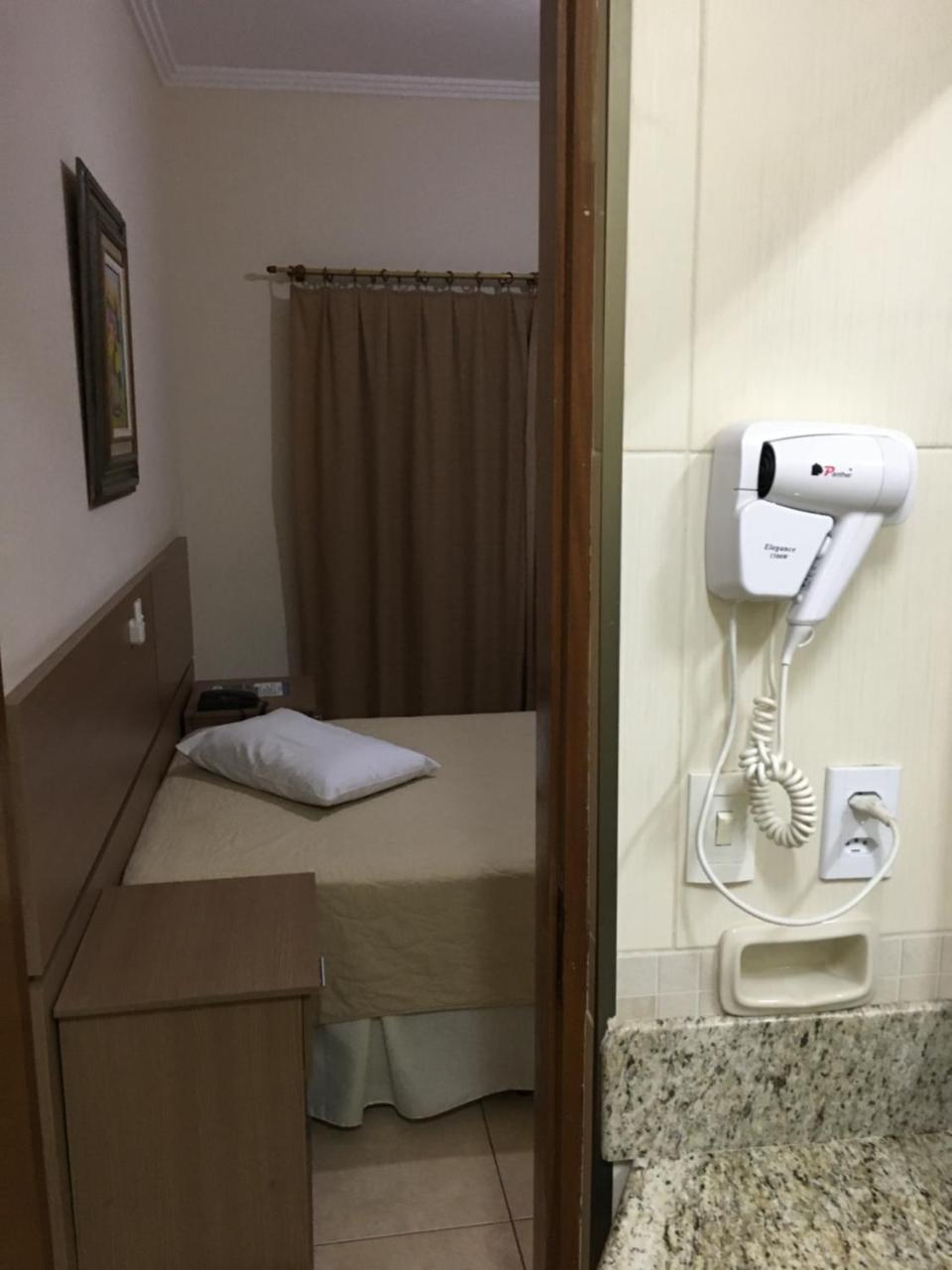 Hotel Vila Rica Alfenas Buitenkant foto